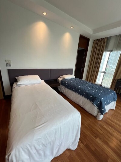 รอยัล ไนน์ เรสซิเดนท์ / 220 ตรม.ชั้น 8  *-13