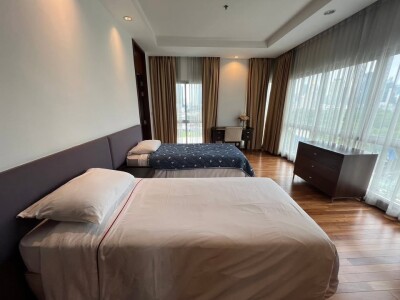 รอยัล ไนน์ เรสซิเดนท์ / 220 ตรม.ชั้น 8  *-12