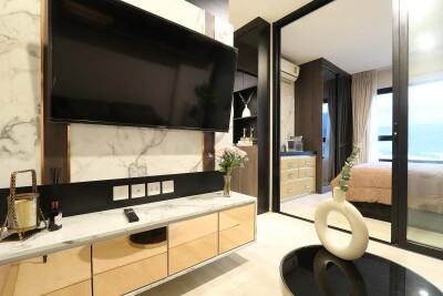 ไลฟ์ อโศก / 29.67 ตารางเมตร ชั้น 5-6