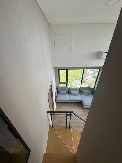 อัปเดตล่าสุด 13/5/2568 : ไซมิส พระราม 9 (แลนด์มาร์ค @MRTA Station) / ห้องขนาด 70 ตรม. ชั้น 18 อาคาร C-8