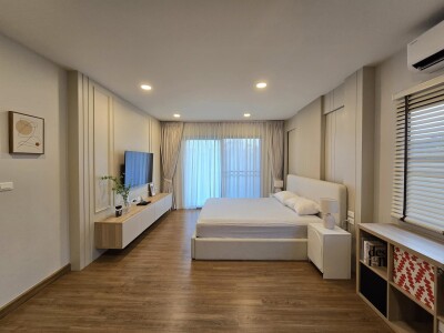 เซนโทร บางนา / 190 ตรม.-13