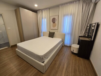 เซนโทร บางนา / 190 ตรม.-14