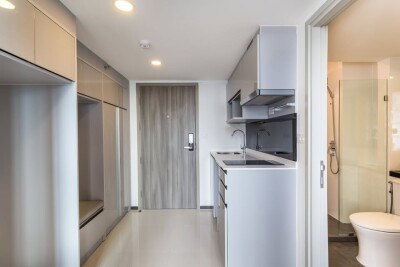 อัปเดตล่าสุด 29/3/68 : ไนท์บริดจ์ สเปซ รัชโยธิน / 38 ตร.ม. ชั้น 32 *-14