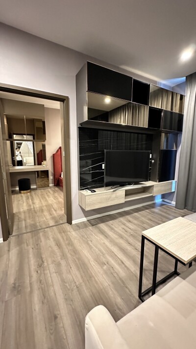 อัปเดตล่าสุด 7/3/2568 : วิสซ์ดอม เอสเซ้นส์ / 45 ตารางเมตร ชั้นที่ : 28-6