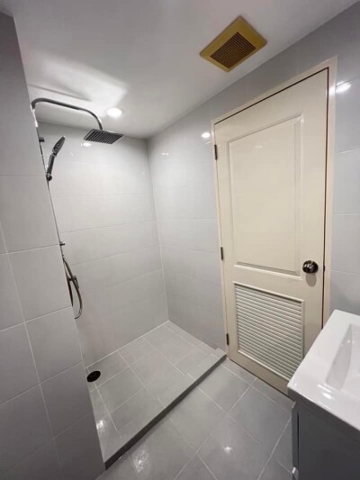 อัปเดตล่าสุด 30/3/68 : เดอะ นิช ไอดี เสรีไทย (วงแหวน ) /  27.94 ห้องเลขที่ 211/113-14