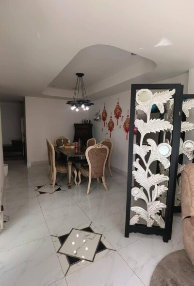 คาสิต้าส์ / 200ตารางเมตร ชั้น 2-6