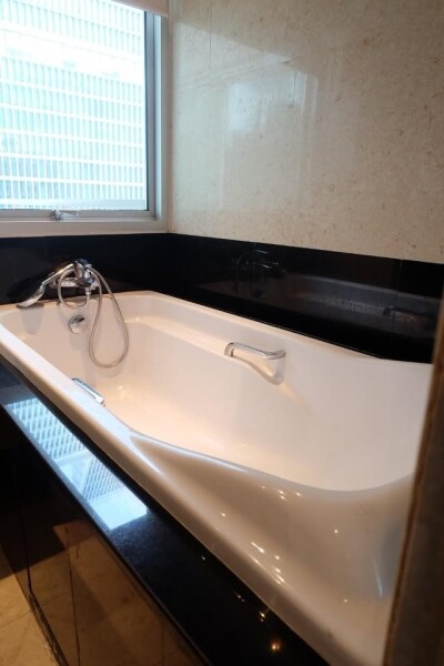 รอยัล เรสสิเดนซ์ พาร์ค / 220 ตรม. ชั้น 7 *-15