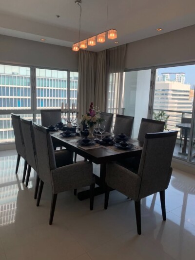 รอยัล เรสสิเดนซ์ พาร์ค / 385 ตรม. *-4