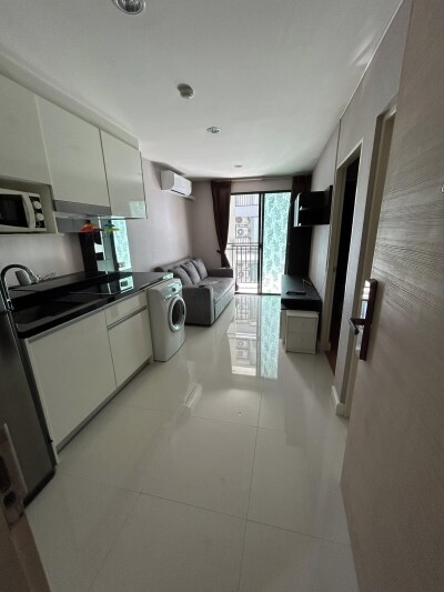 เมโทร สกาย รัชดา / 30 ตารางเมตร ชั้น 3 ตึก B 451/32-2