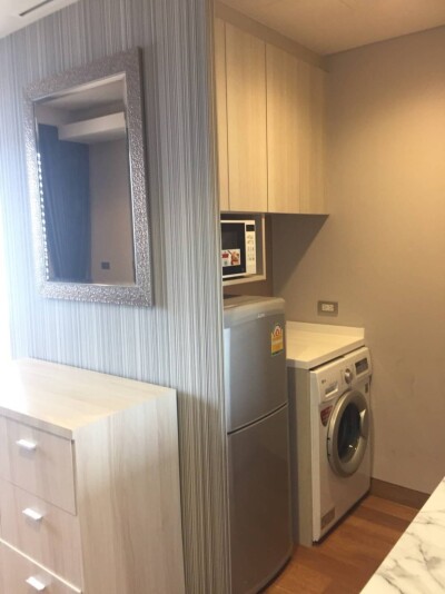 เดอะ ลุมพินี 24 / 31 ตรม.  ชั้น: 30 *-14