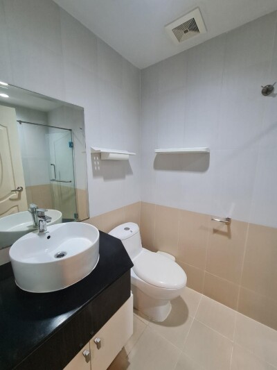 สุขุมวิท ลิฟวิ่ง ทาวน์ /  57 ตรม.ชั้น8-9