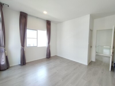 โครงการ มัณฑนาบางนา-วงแหวน  / พื้นที่ใช้สอย 158 ตารางเมตร   • 3 ห้องนอน  • 3 ห้องน้ำ-11