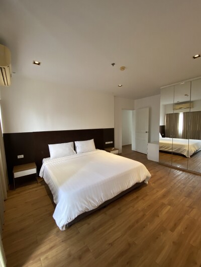 นันทิรุจ ทาวเวอร์ / 120 ตรม. ชั้น: 15th *-6