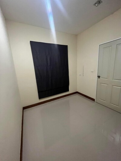 โกลเด้น ทาวน์ 3 ลาดพร้าว - เกษตรนวมินทร์ / ▪️ 17 ตรว  3 ห้องนอน 2ห้องน้ำ (หลังริม)-9