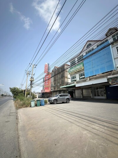 อัปเดตล่าสุด 11/4/2568 : อาคารพาณิชย์ ริมถนน ติดถนนใหญ่ พระราม 2-เอกชัย-10