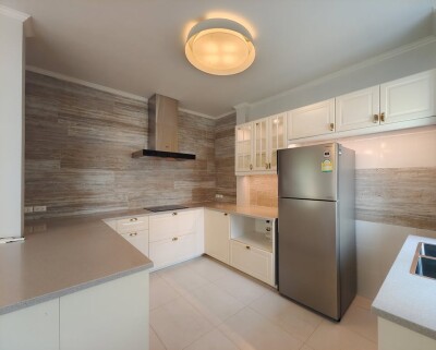 เลควูด คันทรี่ คลับ บางนา กม.18 / ที่ดิน: 600 ตร.วา พื้นที่ใช้สอย: 320 ตร.ม.-18