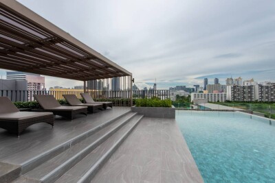 อัปเดตล่าสุด 9/4/2568 : ลอยด์ ศูนย์วิจัย - ทองหล่อ / ห้อง 2นอน2น้ำ พท.54ตร.ม. ชั้น7-16