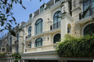 อัปเดตล่าสุด 25/4/2568 : เดอะ บูเลอวาร์ด เอกมัย / 3 ชั้นพร้อมห้องใต้หลังคา-2