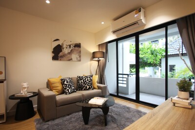 อีสท์ วูด พาร์ค / • ขนาด 65 ตร.ม.  • 2 ห้องนอน 1 ห้องน้ำ-2