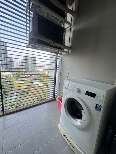 บลอคส์ 77 / Blocs 77-10