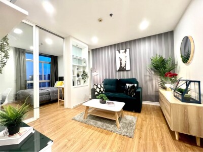 เซ็นทริค ซีน สุขุมวิท 64 / 1 ห้องนอน 1 ห้องพักผ่อน 1 ห้องครัว 1 ห้องน้ำ ชั้น 22 ขนาด 33 ตร.ม.-2