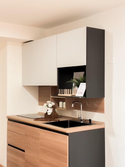 อีสท์ วูด พาร์ค / • ขนาด 65 ตร.ม.  • 2 ห้องนอน 1 ห้องน้ำ