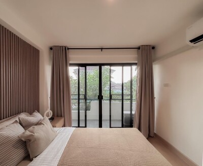 อีสท์ วูด พาร์ค / • ขนาด 65 ตร.ม.  • 2 ห้องนอน 1 ห้องน้ำ