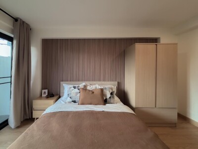 อีสท์ วูด พาร์ค / • ขนาด 65 ตร.ม.  • 2 ห้องนอน 1 ห้องน้ำ