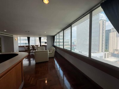 อโศก เพลส / ชั้น 21 138 ตรม.-12