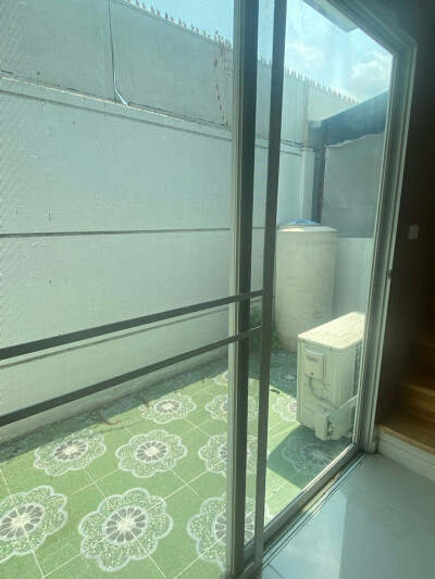 อินดี้ ประชาอุทิศ 90-18