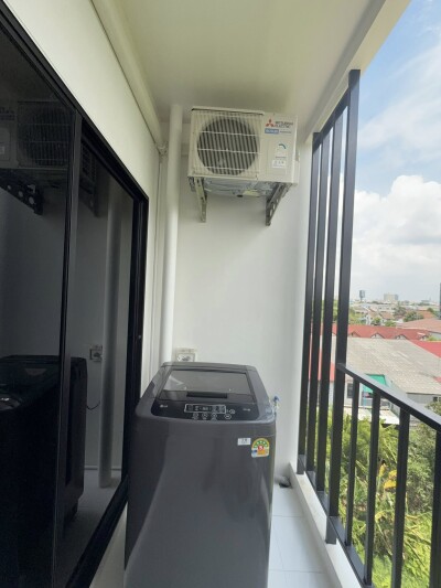 เพลิน เพลิน คอนโดมิเนียม ติวานนท์ - วงศ์สว่าง / ทิศเหนือ ชั้น 5  เลขห้อง 509-15