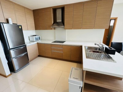 ดิ เอ็มโพริโอ เพลส / Duplex 2 ห้องนอน 126 ตรม.