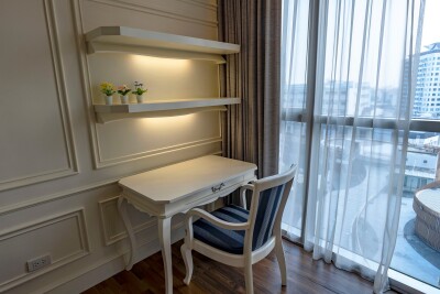 เลอ ลักซ์ คอนโดมิเนียม /  พื้นที่ 78.16 ตร.ม.  ชั้น 9 ห้องหัวมุมไม่พลุกพล่าน