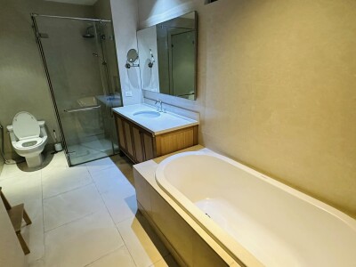 ดิ เอ็มโพริโอ เพลส / Duplex 2 ห้องนอน 126 ตรม.