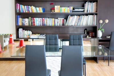 เลอ ลักซ์ คอนโดมิเนียม /  พื้นที่ 78.16 ตร.ม.  ชั้น 9 ห้องหัวมุมไม่พลุกพล่าน