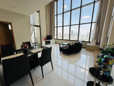 ดิ เอ็มโพริโอ เพลส / Duplex 2 ห้องนอน 126 ตรม.