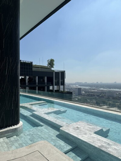 ไลฟ์ พระราม 4 - อโศก / 32 ตรม. ชั้น 15