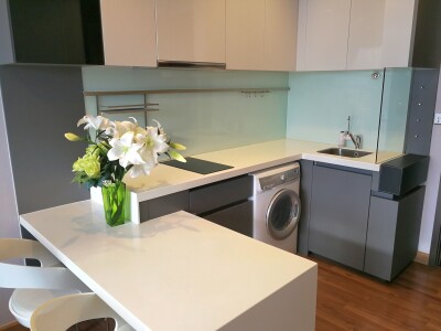 ไอวี่ แอมพิโอ / ขนาด 44 ตร.ม ชั้น 9 วิวถนนรัชดา