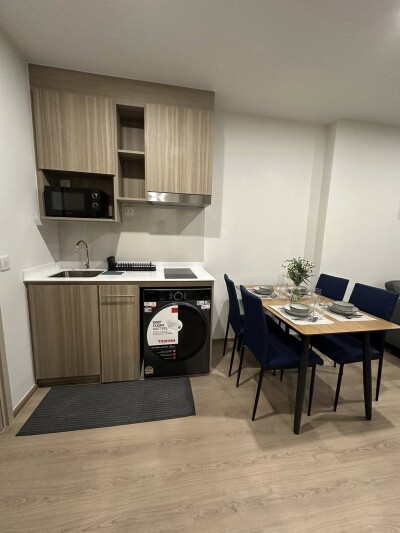 ไลฟ์ พระราม 4 - อโศก / 32 ตรม. ชั้น 15