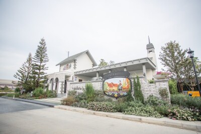 อินดี้ 5 บางนา กม.7  / พื้นที่ใช้สอย: 122 ตร.ม. 3 ห้องนอน | 3 ห้องน้ำ | 2 ที่จอดรถ