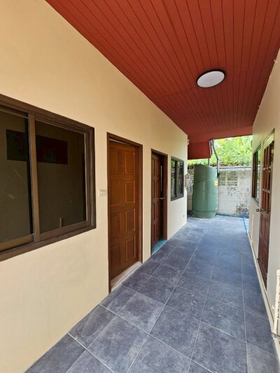 บ้านเดี่ยวลาดพร้าว 93 / บ้าน 3 ชั้น ขนาดพื้นที่ 111 ตรว. พื้นที่ใช้สอย 800 ตรม