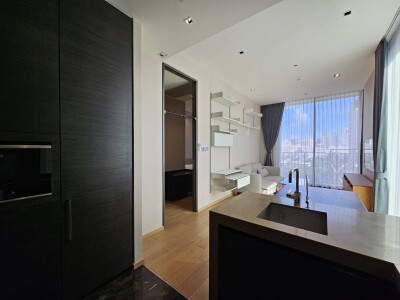 28 ชิดลม / ขนาดห้อง 55 ตร.ม.  ชั้น 11