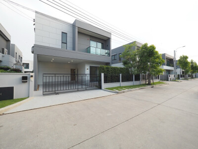 เซนโทร บางนา