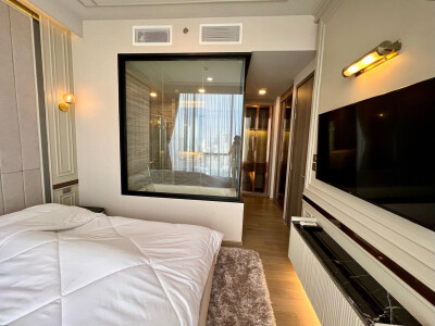 เซอเลส อโศก / Celes Asoke