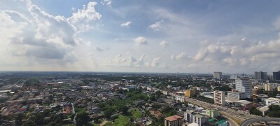 เดอะโฟร์วิงส์ เรสซิเดนซ์ ศรีนครินทร์ /  3 ห้องนอน 4 ห้องน้ำ พื้นที่เยอะมากกว่า 300 ตร.ม.