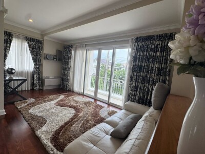 หมู่บ้านเพอร์เฟคมาสเตอร์พีซ เดอะเมโทรพระราม 9  / 🏠 พื้นที่ใช้สอย: 288 ตารางเมตร 🏡 บ้านเดี่ยวหน้าบ้านหันทิศใต้ อยู่สบาย