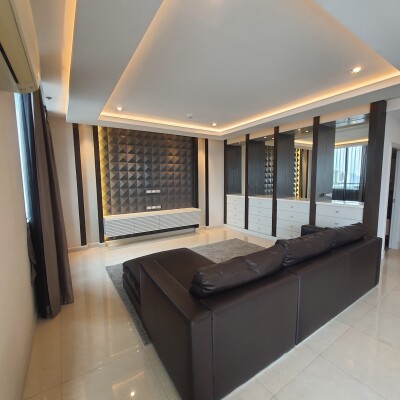 เดอะโฟร์วิงส์ เรสซิเดนซ์ ศรีนครินทร์ /  3 ห้องนอน 4 ห้องน้ำ พื้นที่เยอะมากกว่า 300 ตร.ม.