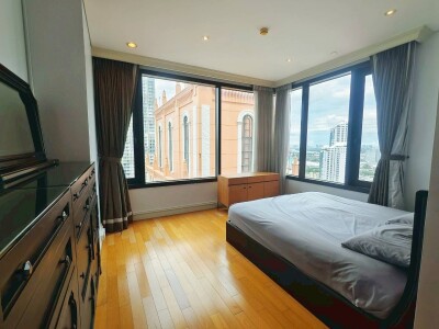 อกัสตัน สุขุมวิท 22 / ขนาด 155 ตร.ม. | ชั้น 28 | เพดานสูง 2.8 ม.