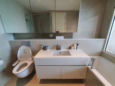 เอช คอนโด สุขุมวิท 43 / 📐 ขนาด 70 ตร.ม. | 🛏 2 ห้องนอน | 🛁 2 ห้องน้ำ | ชั้น 10