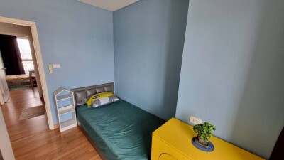 ลุมพินี เพลส รัชดา - สาธุ / 3 ห้องนอน  2 ห้องน้ำ  ขนาด 60 ตร.ม. (หายากมากสำหรับขนาดนี้)  ชั้น 28 ห้องมุม มีระเบียง 2 ด้า-9